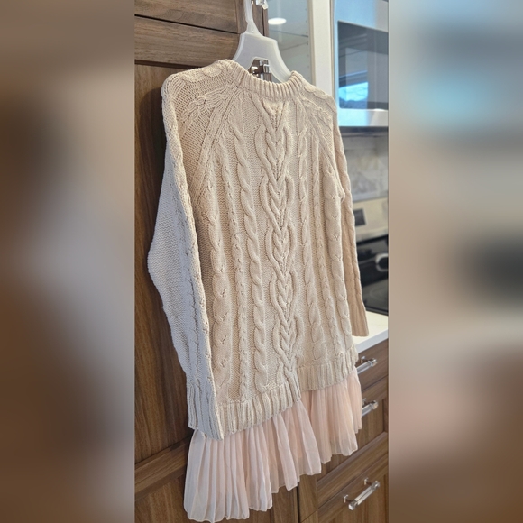 Chic Long Sleeve Cable Knit Mini Sweater Dress With A Sheer Flowy Pleated Bottom - Picture 15 of 16